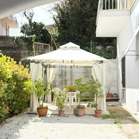 Withe Apartment Monte San Giusto